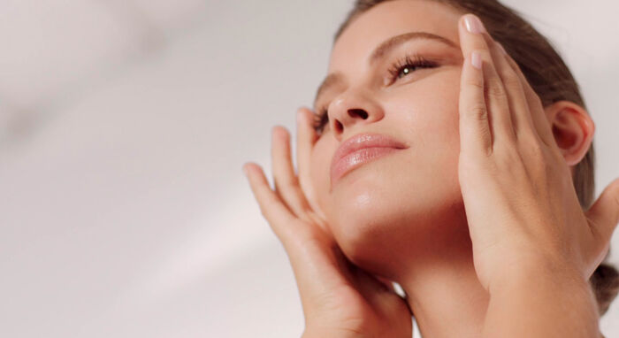 exfoliation: peels & scrubs - Natura Bissé