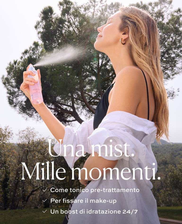 UNA MIST. MILLE MOMENTI. ✓ Come tonico pre-trattamento. ✓ Per fissare il make-up. ✓ Un boost di idratazione 24/7.