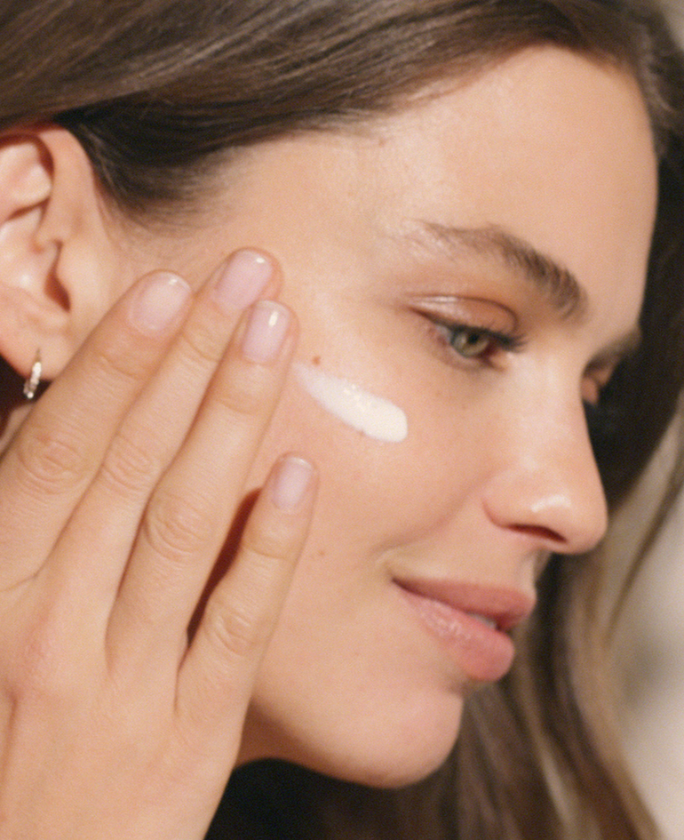 c+c vitamin spf 30 dry touch sunscreen fluid - Sunscreens - Natura Bissé