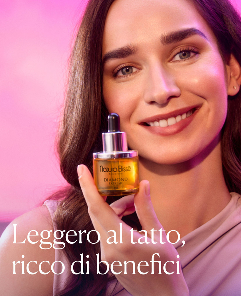 LEGGERO AL TATTO, RICCO DI BENEFICI &middot; Per un trattamento d&rsquo;urto: associalo a Diamond Extreme Mask ogni sera per due settimane. &middot; Per un boost di idratazione: aggiungi qualche goccia alla tua crema abituale ogni volta che ne senti il bisogno.