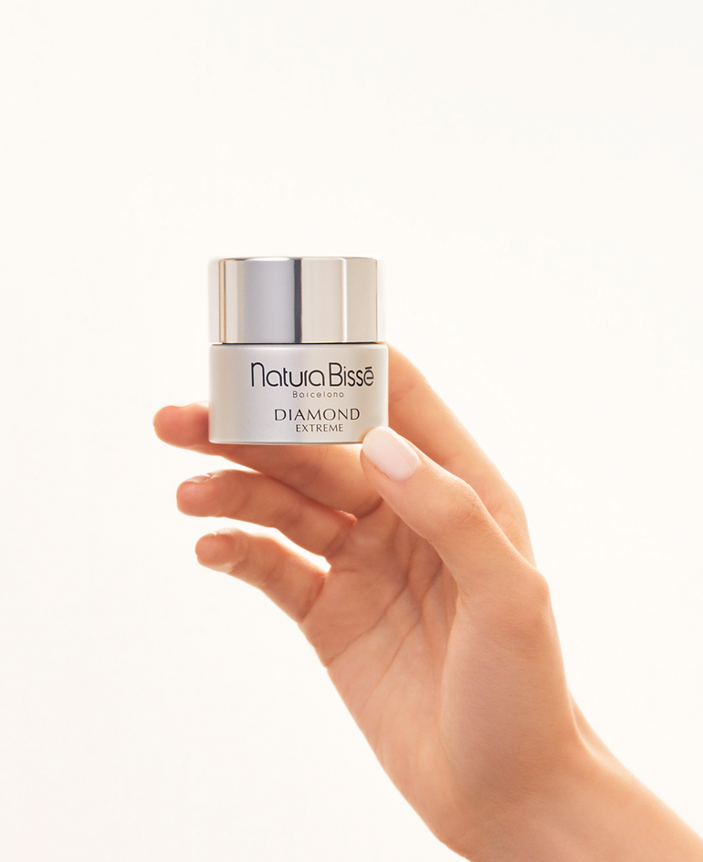 diamond extreme cream - rich texture - Moisturizers - Natura Bissé