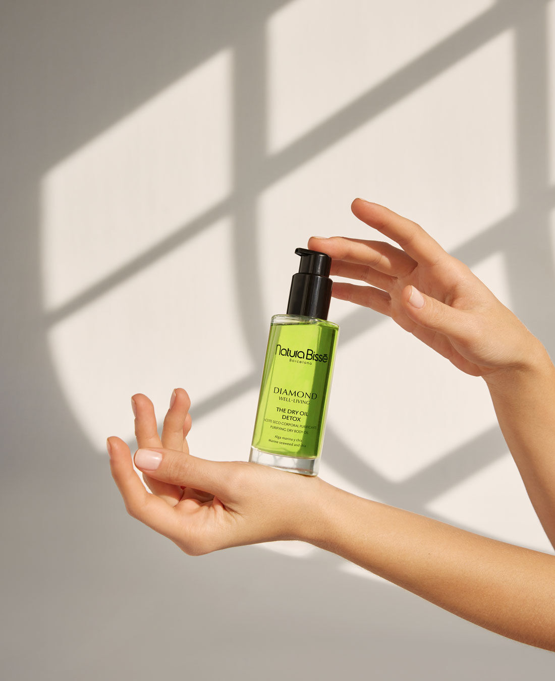The Dry Oil - Detox - Diamond Well-Living | Natura Bissé