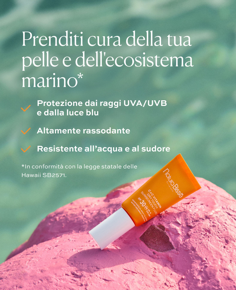 Prenditi cura della tua pelle e dell'ecosistema marino* ✓ Protezione dai raggi UVA/UVB e dalla luce blu ✓ Altamente rassodante ✓ Resistente all&rsquo;acqua e al sudore  *In conformit&agrave; con la legge statale delle Hawaii SB2571.