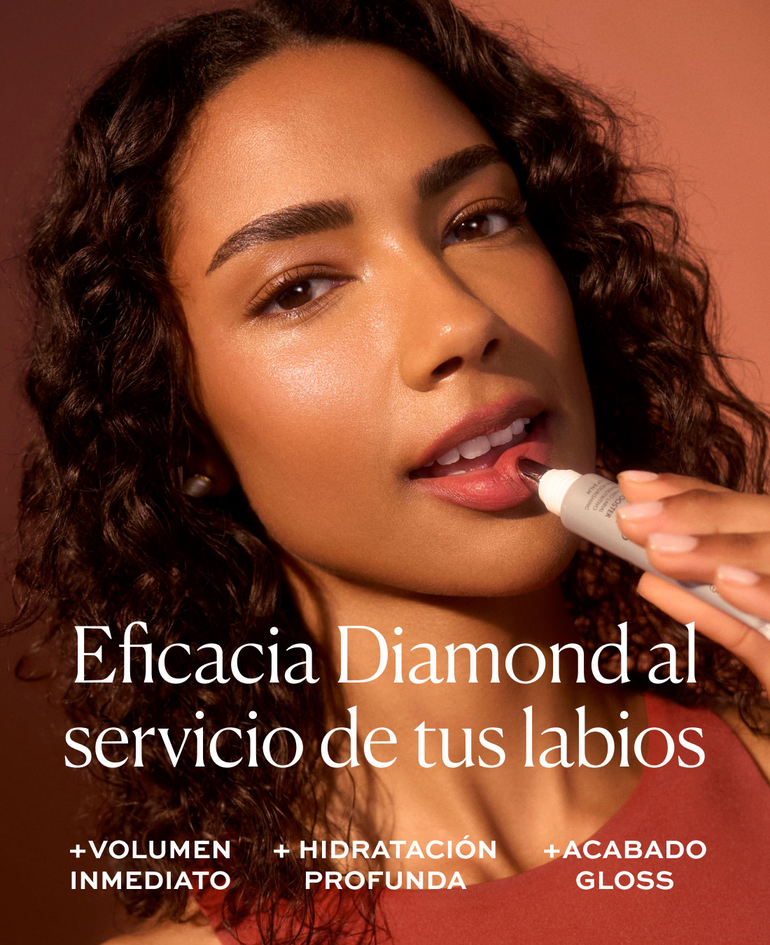 LABIOS PERFECTOS, EN CUALQUIER MOMENTO. ✓ Cuando notes los labios secos o agrietados. ✓ Antes del sol, viento o fr&iacute;o. ✓ Antes del pintalabios como primer; despu&eacute;s, para un acabado glossy.