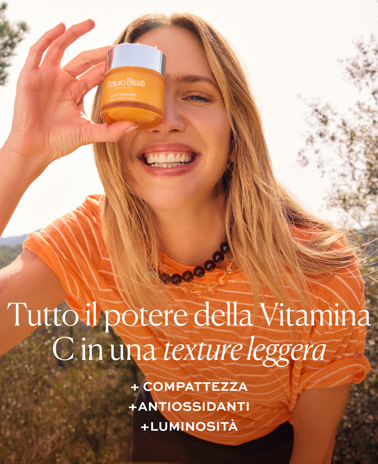 TUTTO IL POTERE DELLA VITAMINA C IN UNA TEXTURE LEGGERA  + Compattezza + Antiossidanti + Luminosit&agrave;