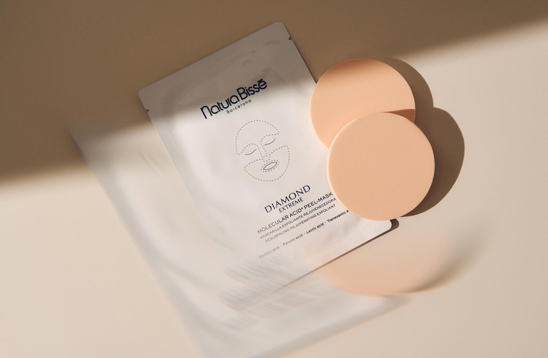 Diamond Extreme Molecular Acid⁴ Peel-Mask y esponjas de regalo