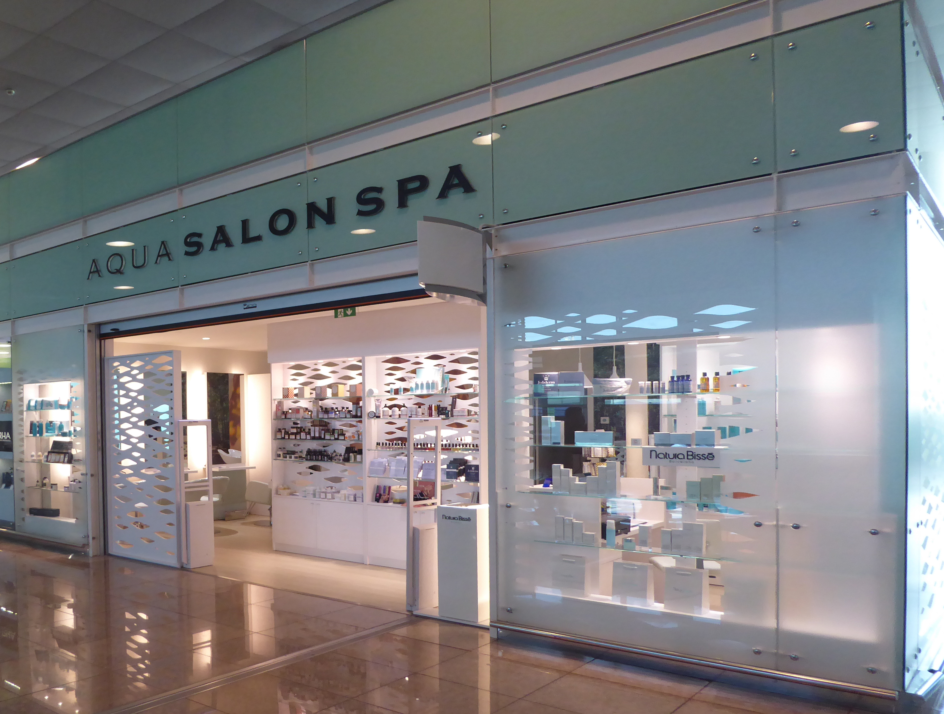 Aqua Salon Spa T1 Puertas A