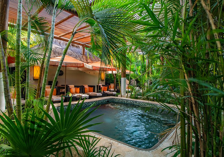 Villa del Palmar Cancun